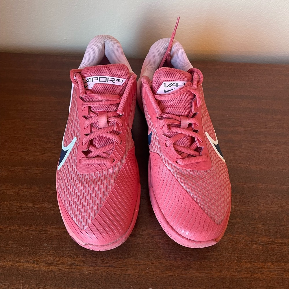 Nike Vapor Pros - Tennis and Pickleball Shoes